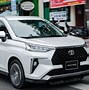 Toyota Veloz 7 Chỗ Giá Lăn Bánh